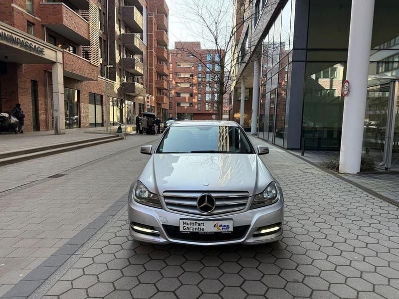 Gebraucht Mercedes C180 Avantgarde 156 PS (114 kW) 2013 Silber Limousine