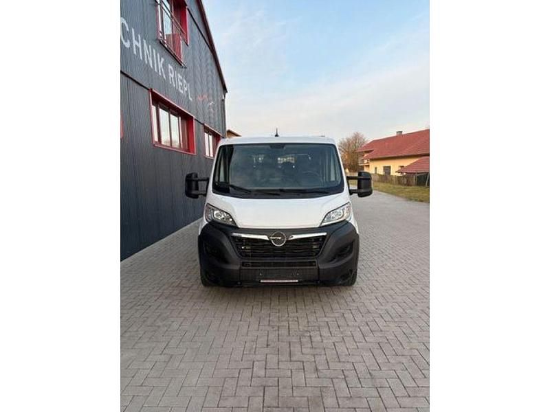 Gebraucht Opel Movano 140 PS (102 kW) 2024 Weiss Van