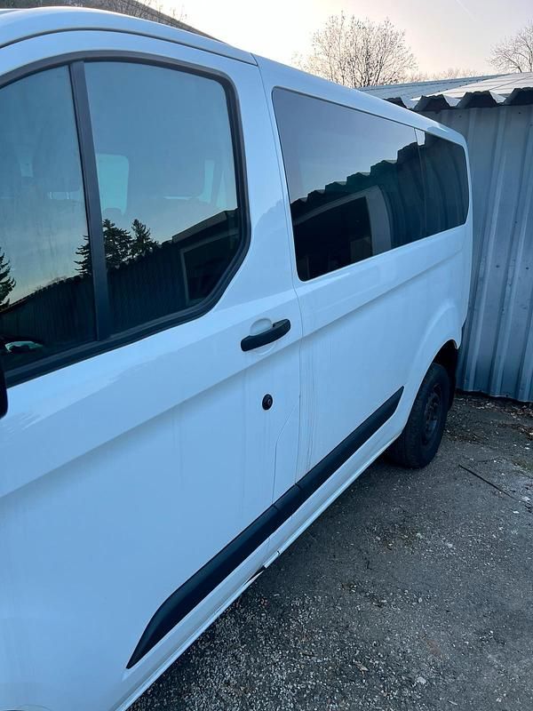 Gebraucht Ford Tourneo 2014 Weiß Van / Kleinbus