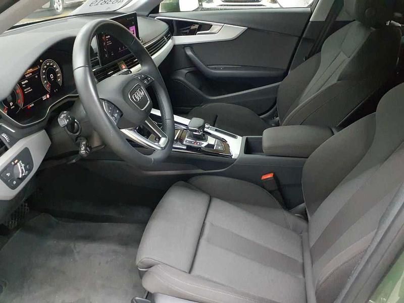 Gebraucht Audi A4 Advanced 204 PS (150 kW) 2024 Grün Kombi