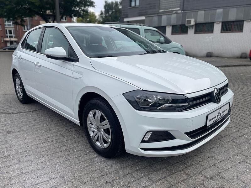 Weiß Gebraucht 2021 VW Polo Kleinwagen | 11.699 € (Guter Preis) - Bild 1/4