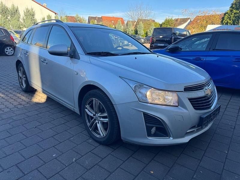 Silber Gebraucht 2013 Chevrolet Cruze LTZ Kombi | 3.450 € (Fairer Preis) - Bild 1/4