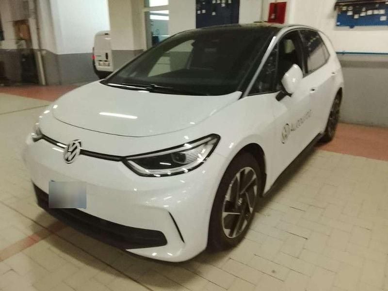 Gebraucht VW ID.3 Pro 169 kW (231 PS) 2025 Weiß Kleinwagen
