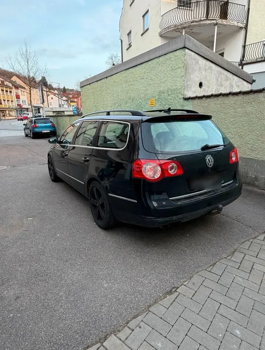 Gebraucht VW Passat 140 PS (102 kW) 2009 Schwarz Kombi