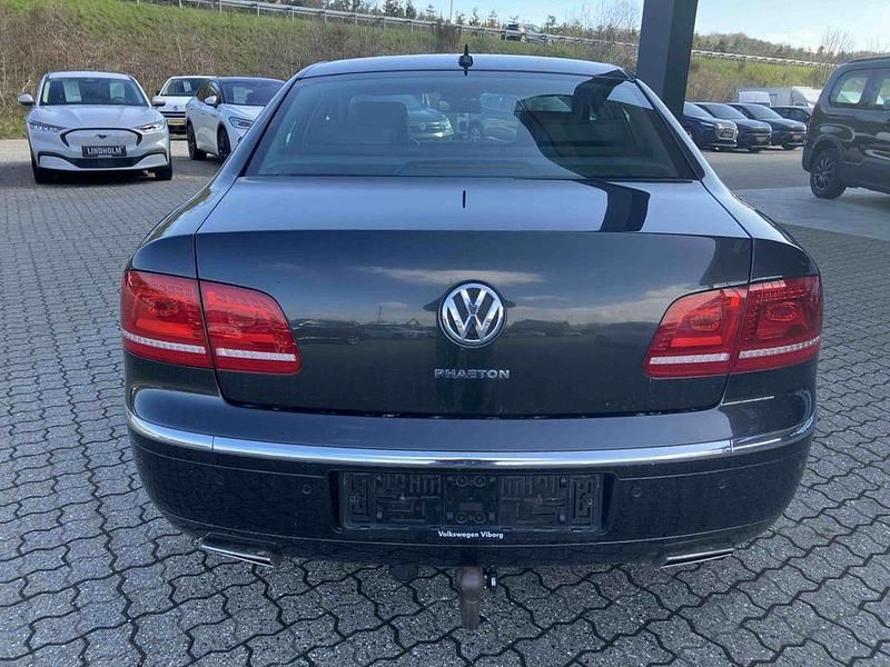Second-hand VW Phaeton 239 CP (175 kW) 2012 Negru Berlinǎ
