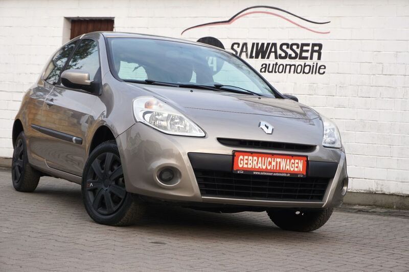 Grau Gebraucht 2010 Renault Clio III Expression Limousine | 3.900 € (Fairer Preis) - Bild 1/4