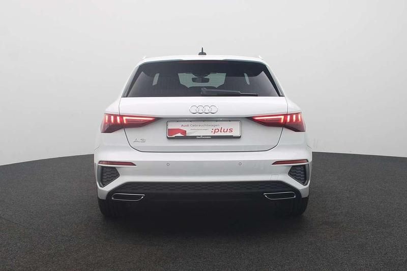 Gebraucht Audi A3 S-Line 150 PS (110 kW) 2024 Gletscherweiß metallic Limousine