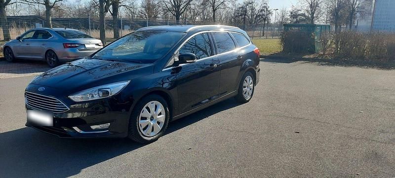Gebraucht Ford Focus Titanium 150 PS (110 kW) 2018 Schwarz Kombi