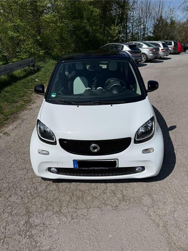 Weiß Gebraucht 2014 Smart ForTwo Coupé Coupé | 5.600 € (Fairer Preis) - Bild 1/4