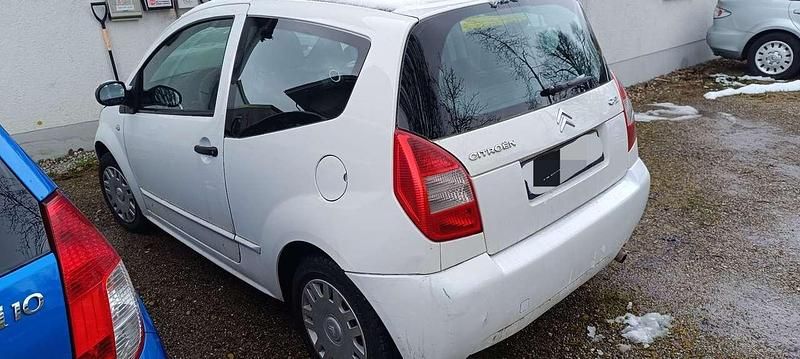 Gebraucht Citroën C2 Comfort 60 PS (44 kW) 2008 Weiß Kleinwagen
