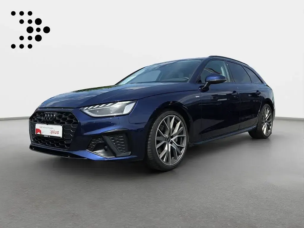 Używany Audi A4 S-Line 204 KM (150 kW) 2022 Niebieski Kombi