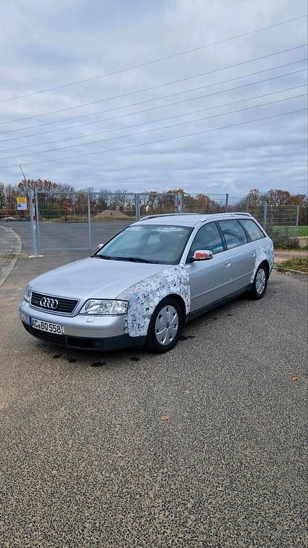 Silber Gebraucht 2000 Audi A6 Kombi | 950 € (Fairer Preis) - Bild 1/4