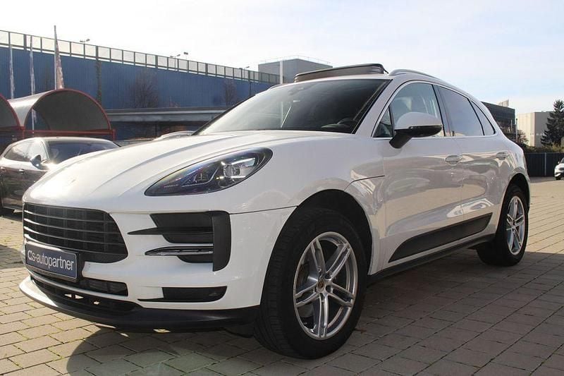 Weiß Gebraucht 2020 Porsche Macan SUV | 48.800 € (Guter Preis) - Bild 1/4