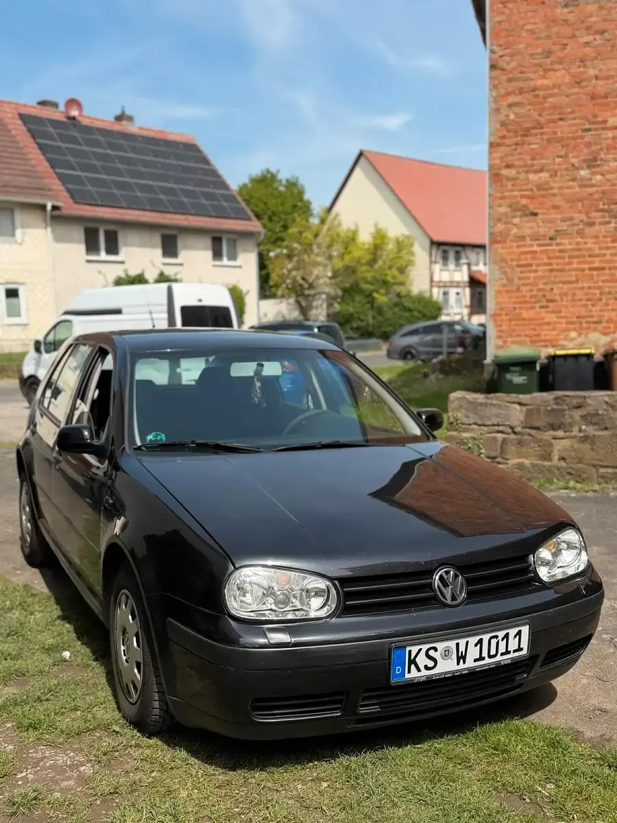 Gebraucht VW Golf IV 102 PS (75 kW) 2003 Schwarz Kleinwagen