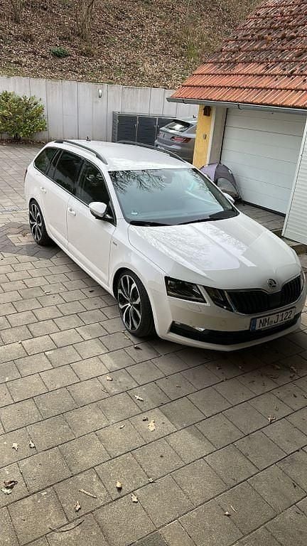 Gebraucht Skoda Octavia 150 PS (110 kW) 2019 Weiß Kombi