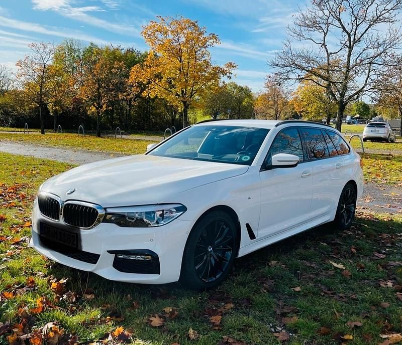 Gebraucht BMW 540 Performance 340 PS (250 kW) 2017 Weiß Kombi