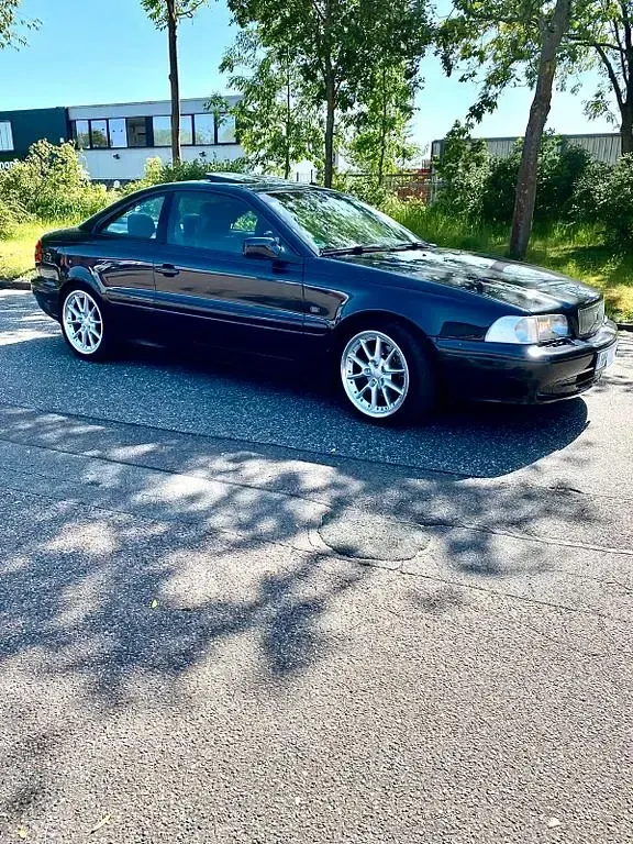 Gebraucht Volvo C70 241 PS (177 kW) 1998 Schwarz Coupé