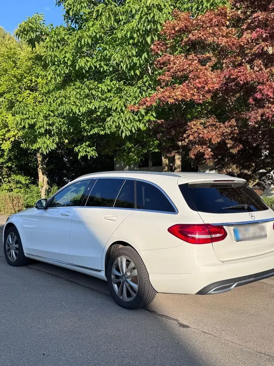 Gebraucht Mercedes C250 Avantgarde 204 PS (150 kW) 2016 Weiß Kombi