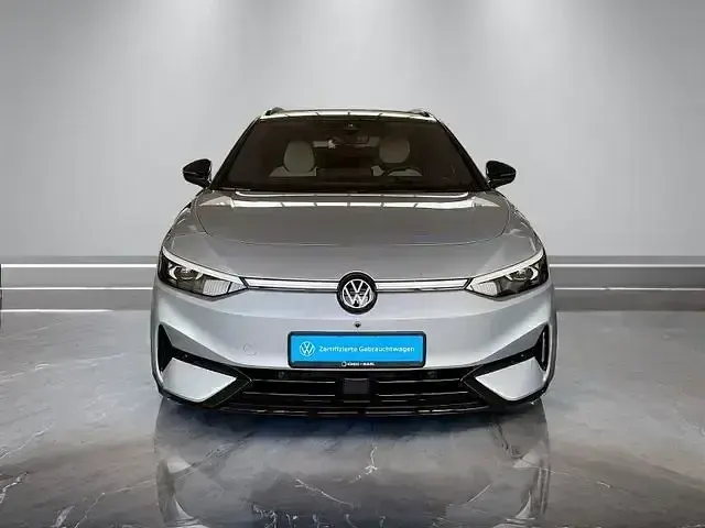 Gebraucht VW ID.7 Pro 210 kW (286 PS) 2025 Silber Kombi