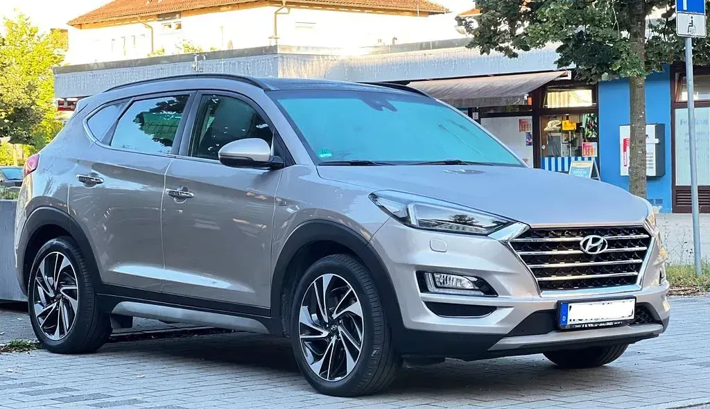 Gebraucht Hyundai Tucson Premium 185 PS (136 kW) 2019 Grau SUV
