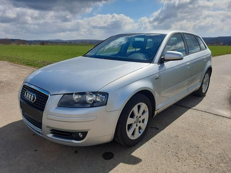 Gebraucht Audi A3 Ambiente 102 PS (75 kW) 2005 Silber Kleinwagen