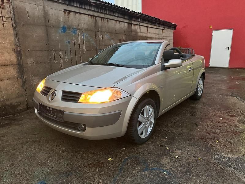 Gold Gebraucht 2005 Renault Mégane Cabriolet Cabrio | 1.390 € - Bild 1/4