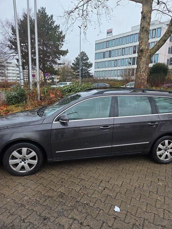 Gebraucht VW Passat Comfortline 122 PS (89 kW) 2008 Braun Kombi