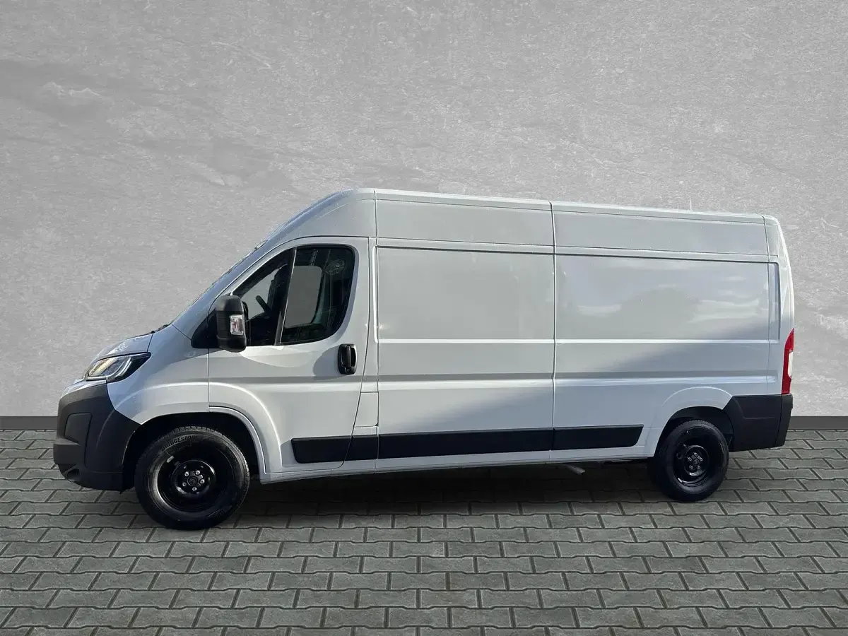 Nowe Citroën Jumper 140 KM (102 kW) 2025 Biały Minivan