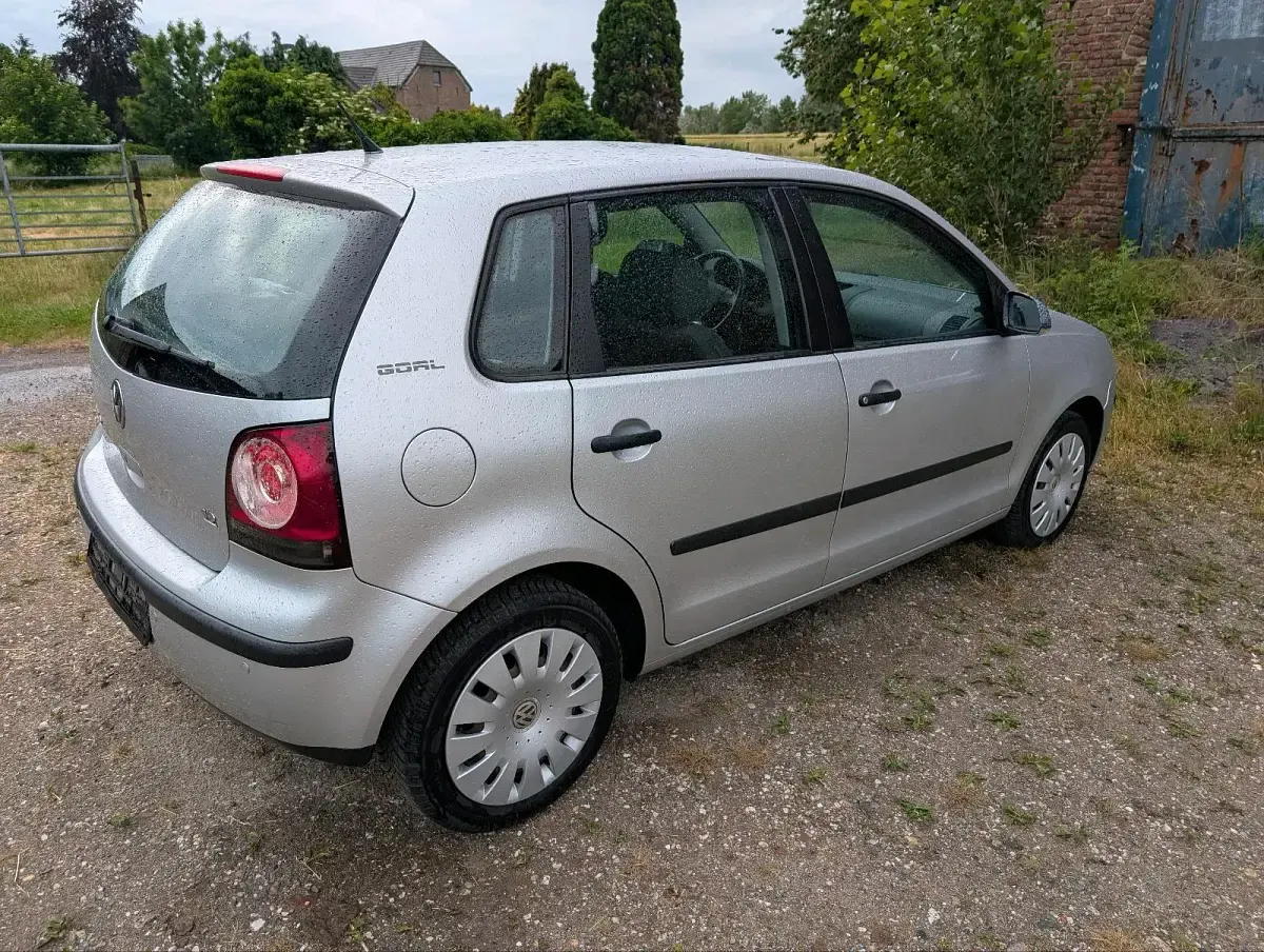 Gebraucht VW Polo Goal 64 PS (47 kW) 2006 Silber Kleinwagen