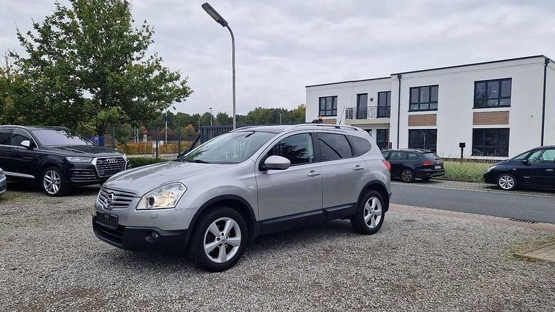 Silber Gebraucht 2010 Nissan Qashqai +2 Visia SUV | 4.950 € (Superpreis) - Bild 1/4