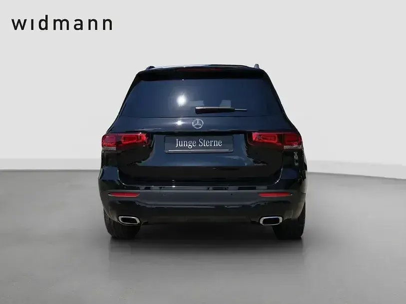 Gebraucht Mercedes GLB200 Progressive 163 PS (119 kW) 2023 Kosmosschwarz metallic SUV