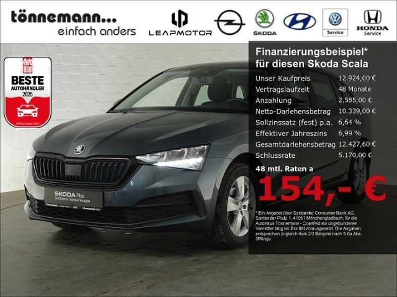 Gebraucht Skoda Scala Active 116 PS (85 kW) 2019 Grau Kleinwagen