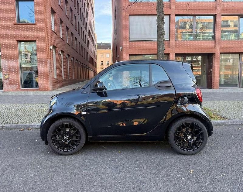 Gebraucht Smart ForTwo Coupé Prime 90 PS (66 kW) 2017 Schwarz Coupé