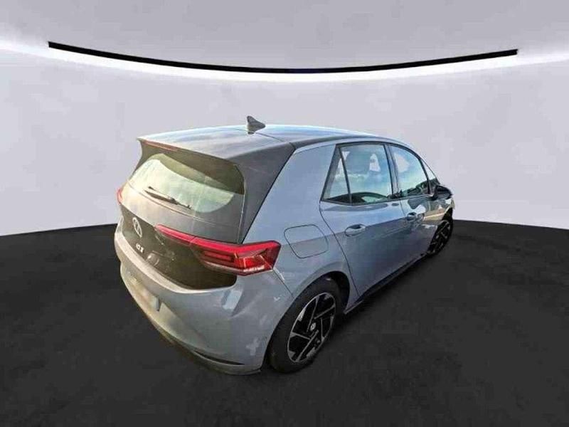 Gebraucht VW ID.3 Pro 150 kW (204 PS) 2023 Mondsteingrau Kleinwagen