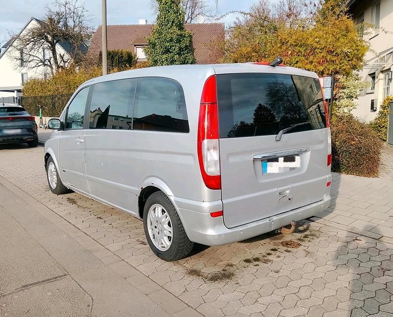 Gebraucht Mercedes Viano 150 PS (110 kW) 2005 Silber Van / Kleinbus