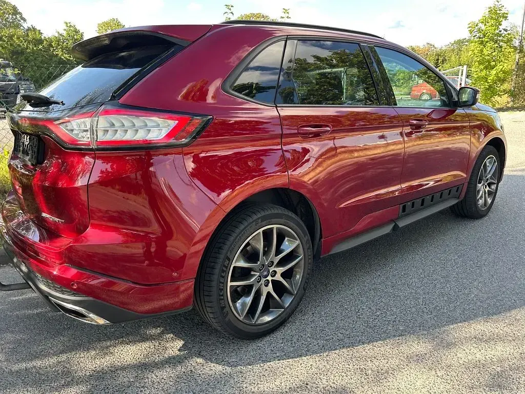 Gebraucht Ford Edge Sport 209 PS (153 kW) 2016 Rot SUV