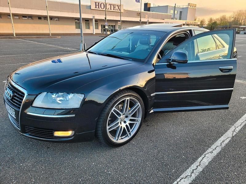 Schwarz Gebraucht 2008 Audi A8 Comfort Limousine | 6.500 € (Guter Preis) - Bild 1/4