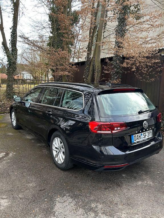 Gebraucht VW Passat Business 150 PS (110 kW) 2020 Schwarz Kombi