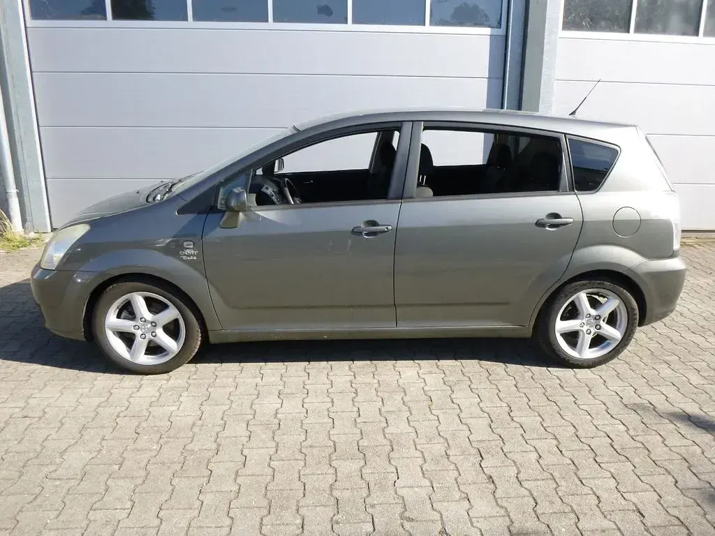 Gebraucht Toyota Corolla Verso Sol 177 PS (130 kW) 2007 Grau Van / Kleinbus
