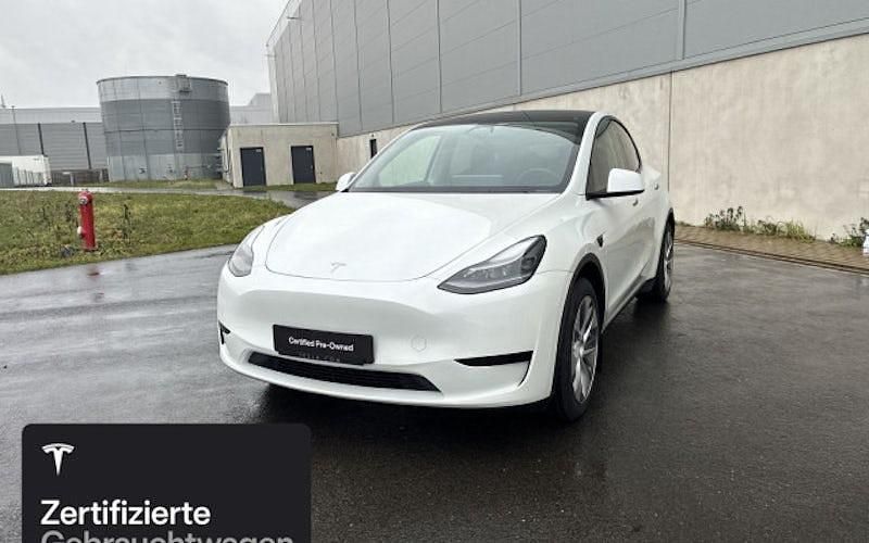 Gebraucht Tesla Model Y RWD 188 kW (256 PS) 2023 Weiß SUV
