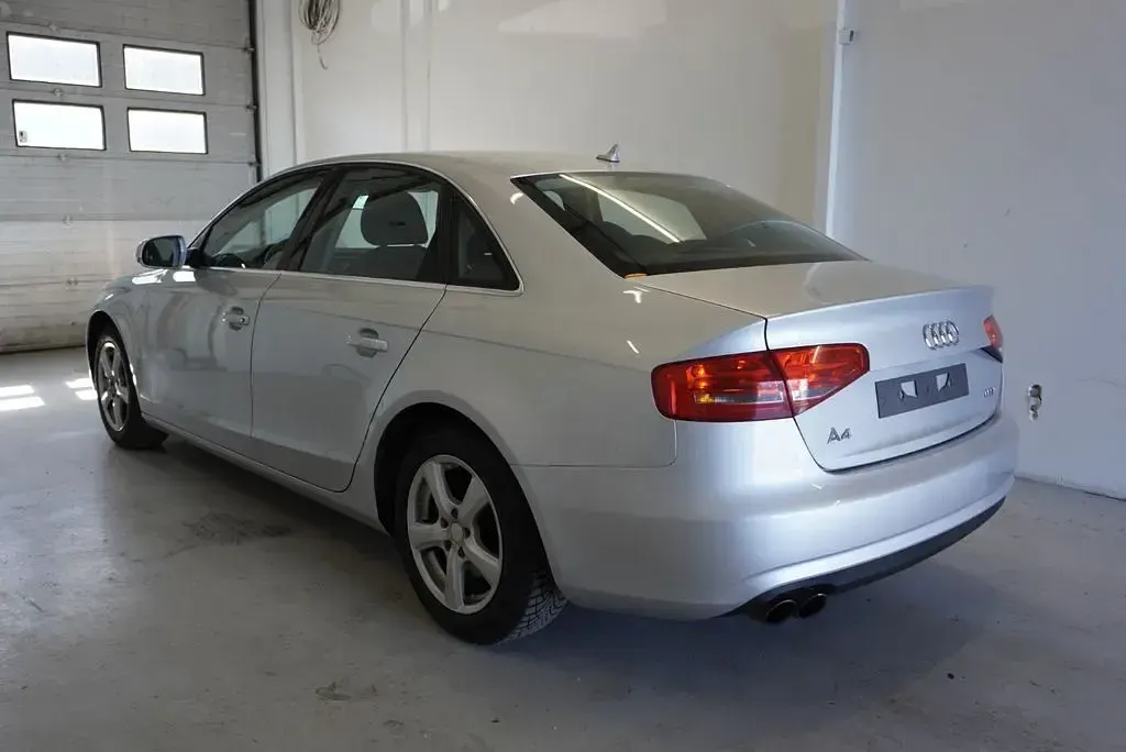 Usata Audi A4 120 CV (88 kW) 2014 Argento Berlina