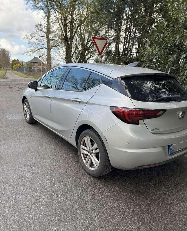 Gebraucht Opel Astra Dynamic 125 PS (91 kW) 2016 Limousine