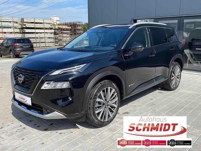 Black pearl Neu 2025 Nissan X-Trail Tekna+ SUV | 45.990 € - Bild 1/4