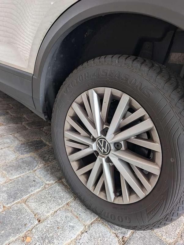 Gebraucht VW T-Roc Life 110 PS (80 kW) 2022 Weiß SUV