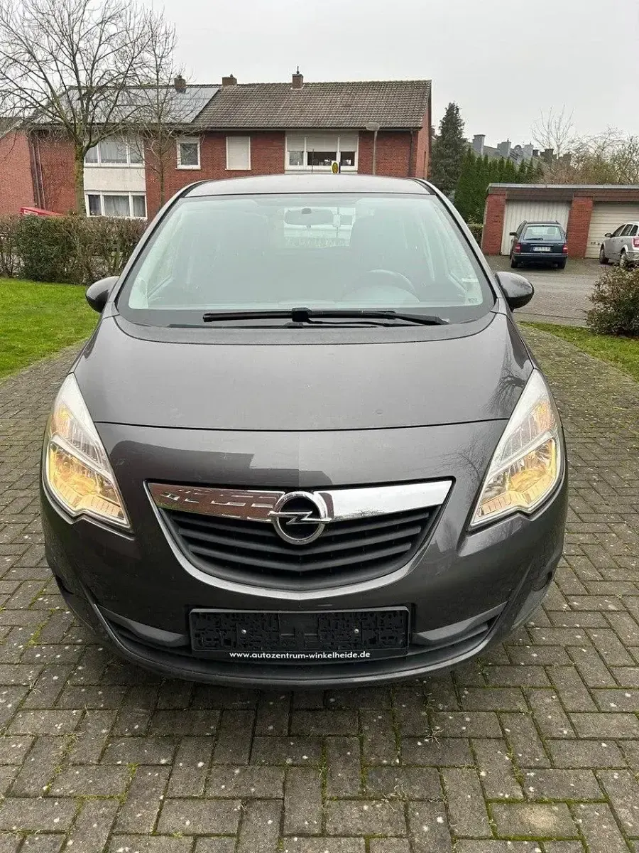Używany Opel Meriva 120 KM (88 kW) 2011 Szary Minivan