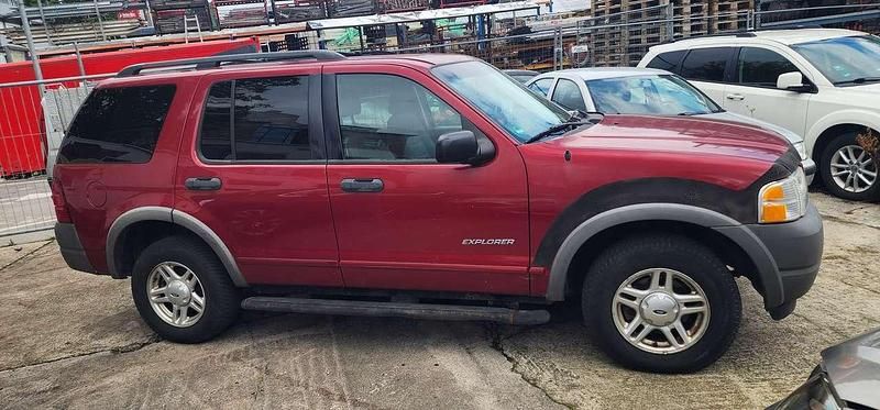 Rot Gebraucht 2002 Ford Explorer SUV | 2.000 € (Superpreis) - Bild 1/4
