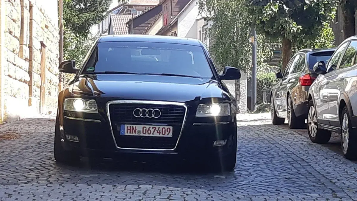 Gebraucht Audi A8 Design 232 PS (170 kW) 2008 Schwarz Limousine