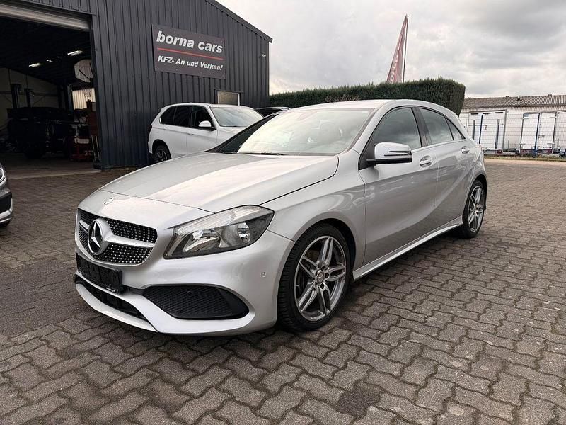 Gebraucht Mercedes A180 Sport 122 PS (89 kW) 2016 Silber Limousine