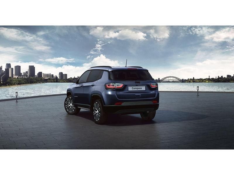 Nouvelle Jeep Compass Summit 131 ch (96 kW) 2025 Bleue SUV