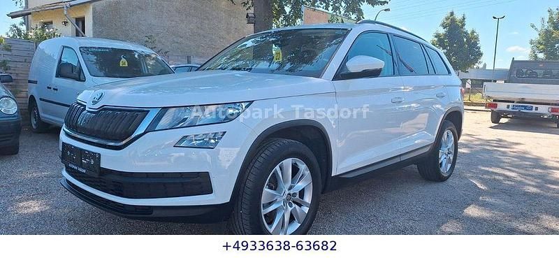Weiß Gebraucht 2021 Skoda Kodiaq Ambition SUV | 26.900 € (Guter Preis) - Bild 1/4